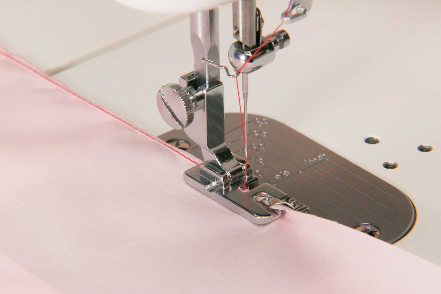 straight join in sewing machine